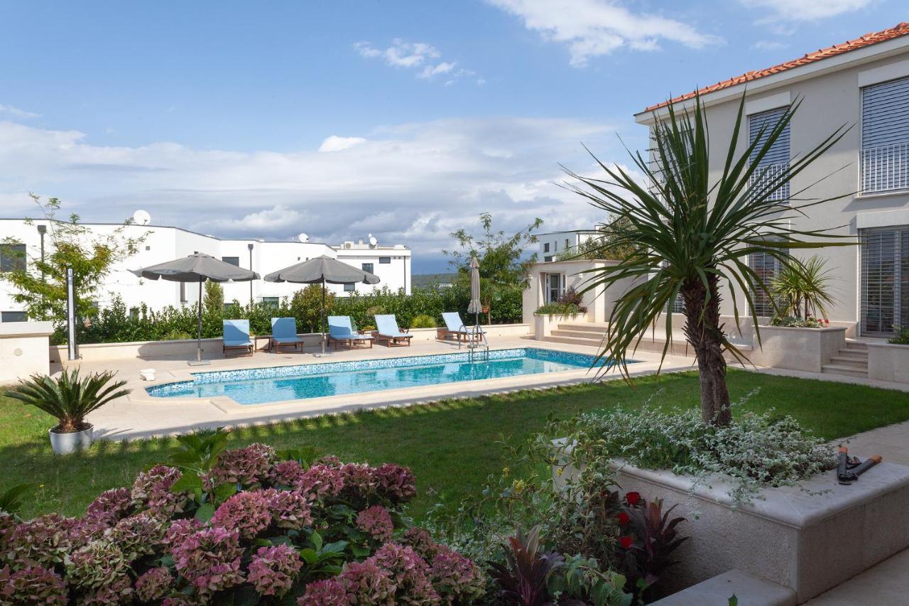 Deluxe Apartments Vila Carissa マリンスカ エクステリア 写真