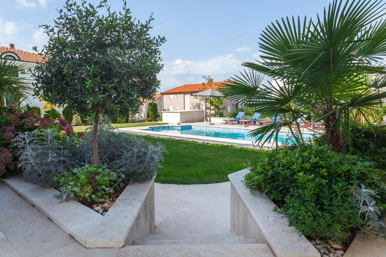 Deluxe Apartments Vila Carissa マリンスカ エクステリア 写真